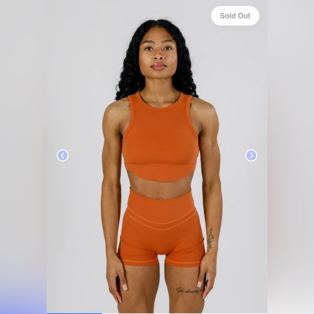 NWT ParagonFitwear Contour Crop